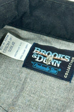 Load image into Gallery viewer, 1990’S BROOKS &amp; DUNN MADE IN USA WESTERN PEARL SNAP L/S B.D. SHIRT MEDIUM
