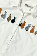 Load image into Gallery viewer, 1990’S BILL BLASS EMBROIDERED CAT SHIRT L/S B.D. SHIRT SMALL
