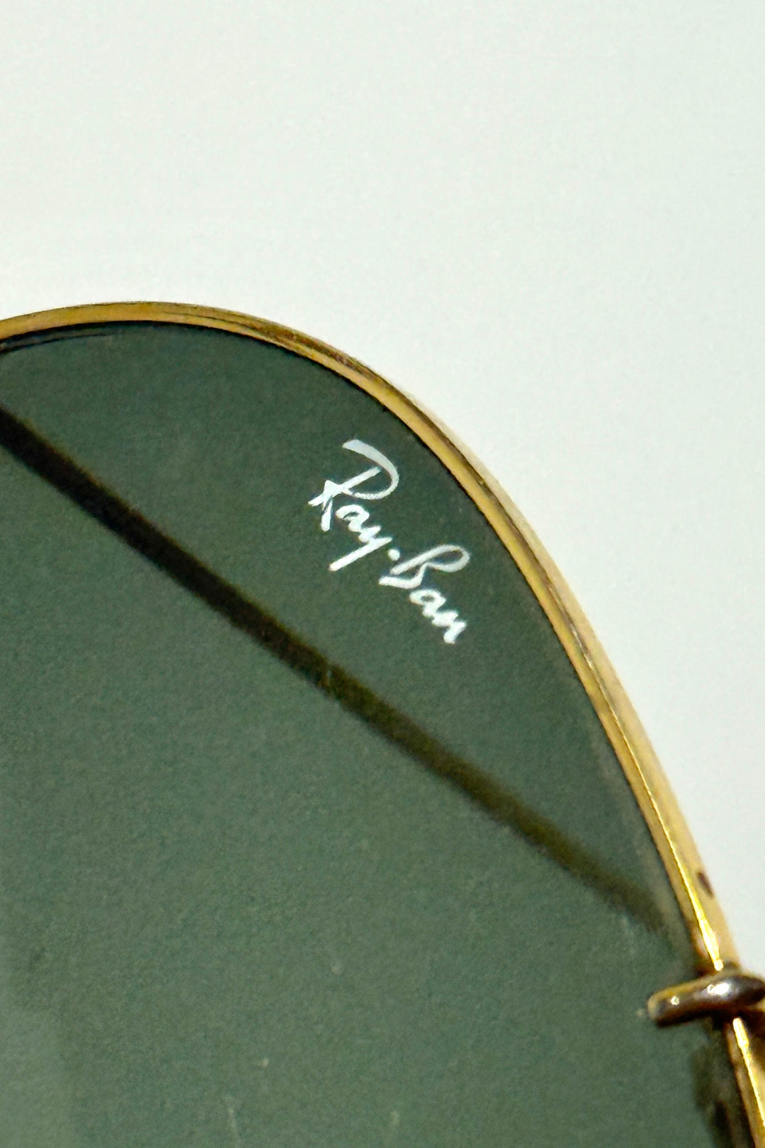 1970’S B&L RAY-BAN MADE IN USA GOLD FRAME SHOOTER AVIATOR SUNGLASSES