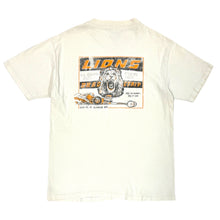 Cargar imagen en el visor de la galería, 1970’S LION’S DRAG STRIP MADE IN USA SINGLE STITCH T-SHIRT MEDIUM
