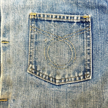 Load image into Gallery viewer, 1950’S MONTGOMERY WARD 101 MADE IN USA CROPPED SELVEDGE THRASHED &amp; FADED DENIM TRUCKER JACKET MEDIUM
