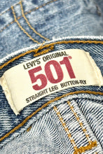 Load image into Gallery viewer, 1990’S LEVI’S 501 LIGHT WASH THRASHED DENIM JEANS 32 X 34
