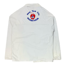 Cargar imagen en el visor de la galería, 1980’S NEW YORK CITY MARATHON MADE IN USA WATERPROOF RAIN JACKET LARGE
