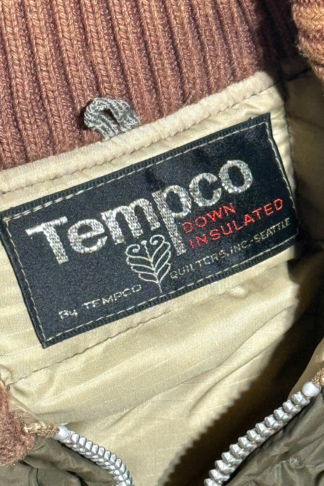 1970’S TEMPCO MADE IN USA CROPPED QUILTED GOOSE DOWN BOMBER JACKET MEDIUM