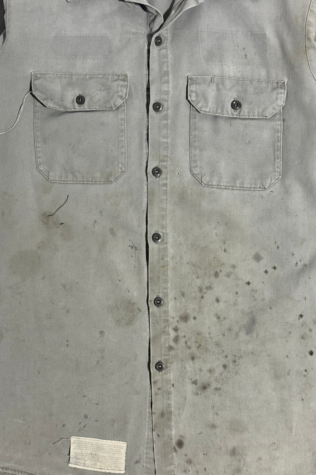 1990’S THRASHED &amp; FADED MADE IN USA WORKWEAR TWILL TWO POCKET L/S B.D. SHIRT LARGE