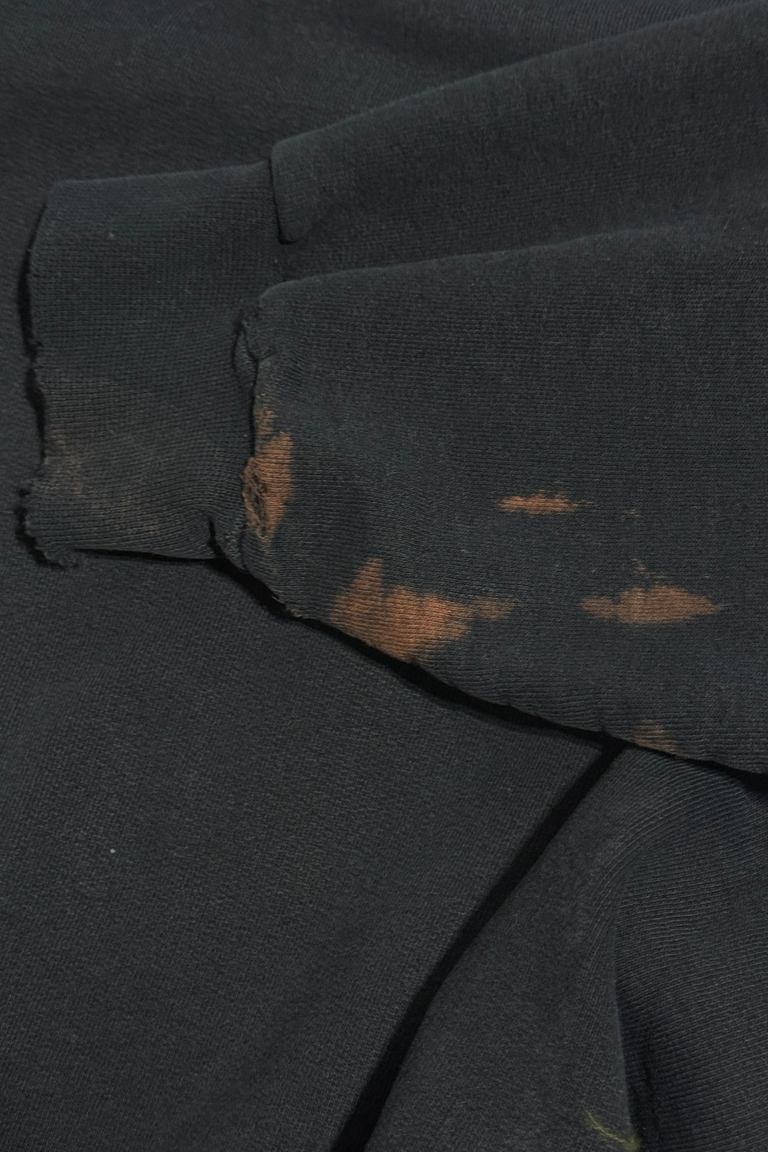 1990’S THE RACER’S GROUP MADE IN USA THRASHED & FADED BLACK CREWNECK FLEECE SWEATER X-LARGE