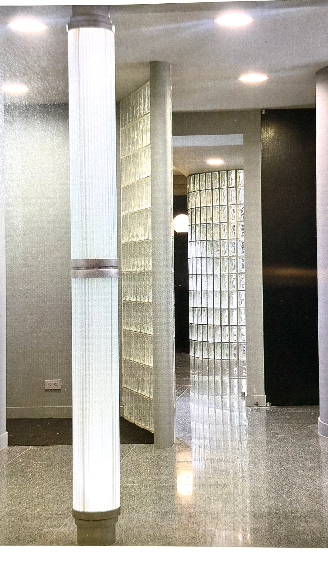 INTERIOR COLOR BY DESIGN BOOK