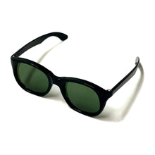 Load image into Gallery viewer, 1960’S BLACK WAYFARER STYLE MADE IN USA SUNGLASSES
