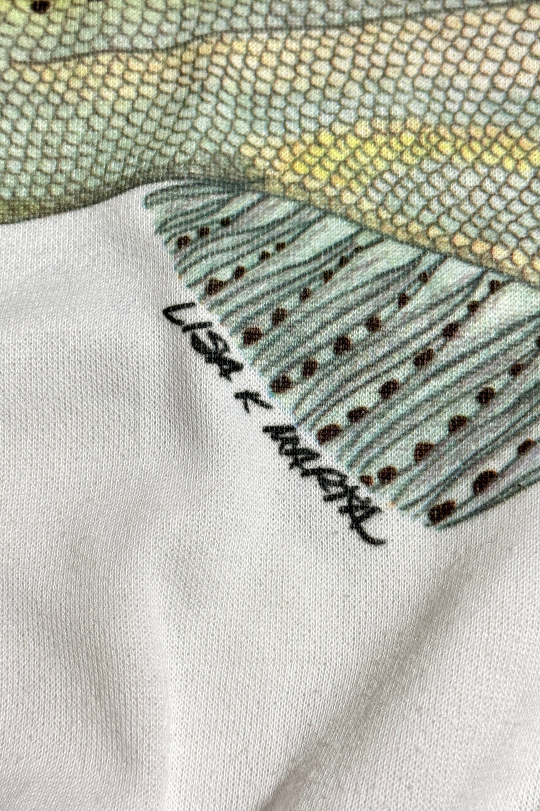 1980’S RAINBOW TROUT MADE IN USA RAGLAN SLEEVE FLEECE CREWNECK SWEATER X-LARGE