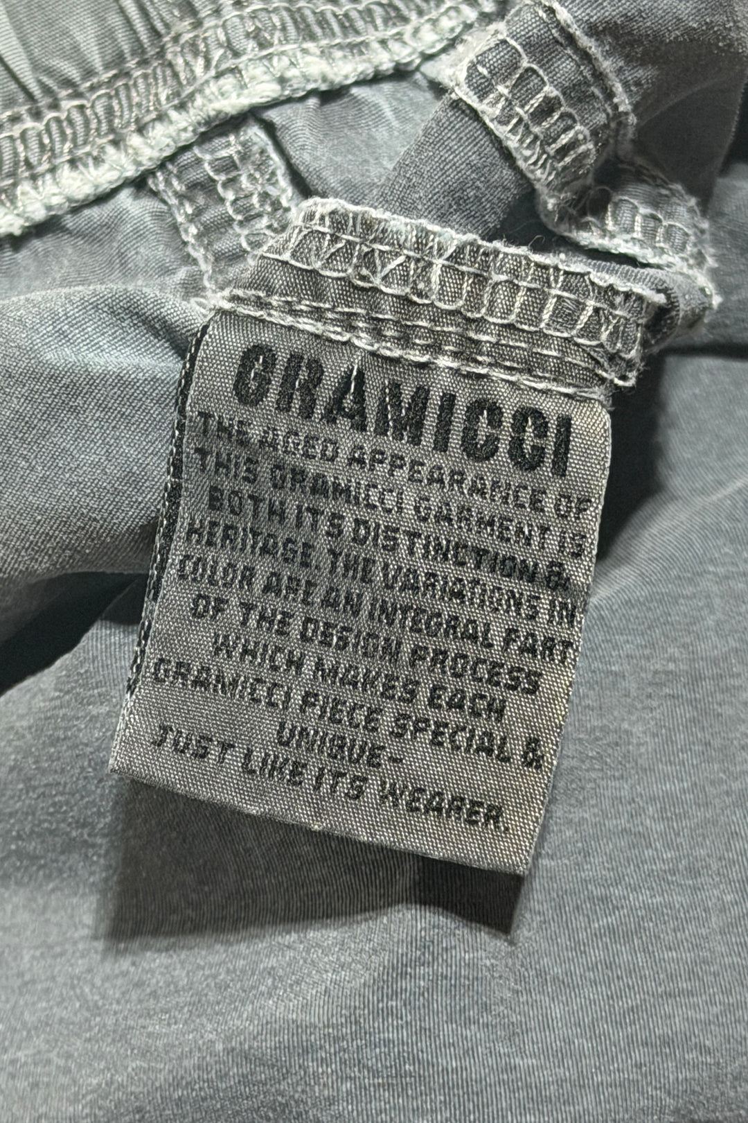 1990’S GRAMICCI MADE IN USA FADED STONE WASHED 10” BELTED HIKING SHORTS X-LARGE