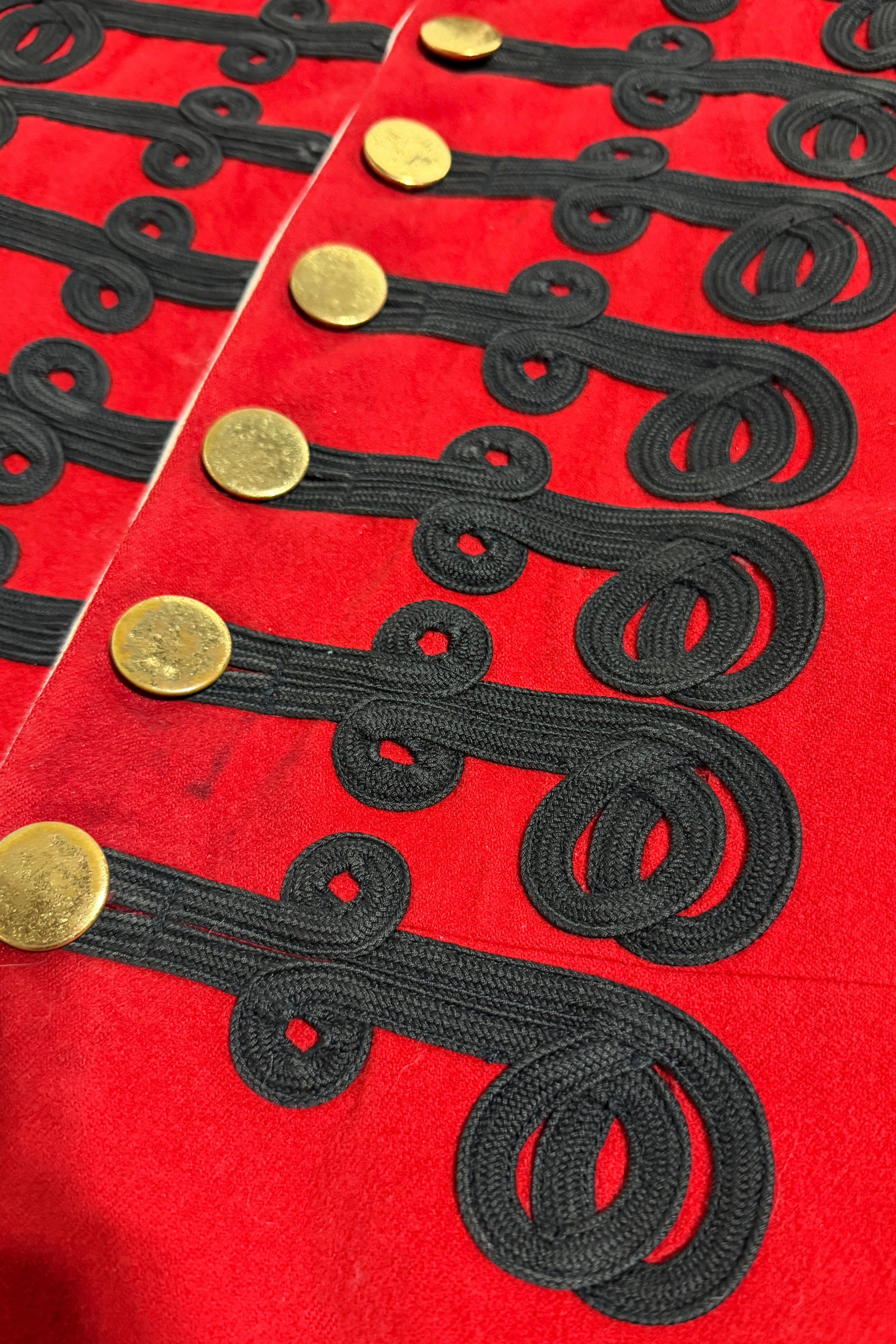 Black mohair Austrian knot braid detail