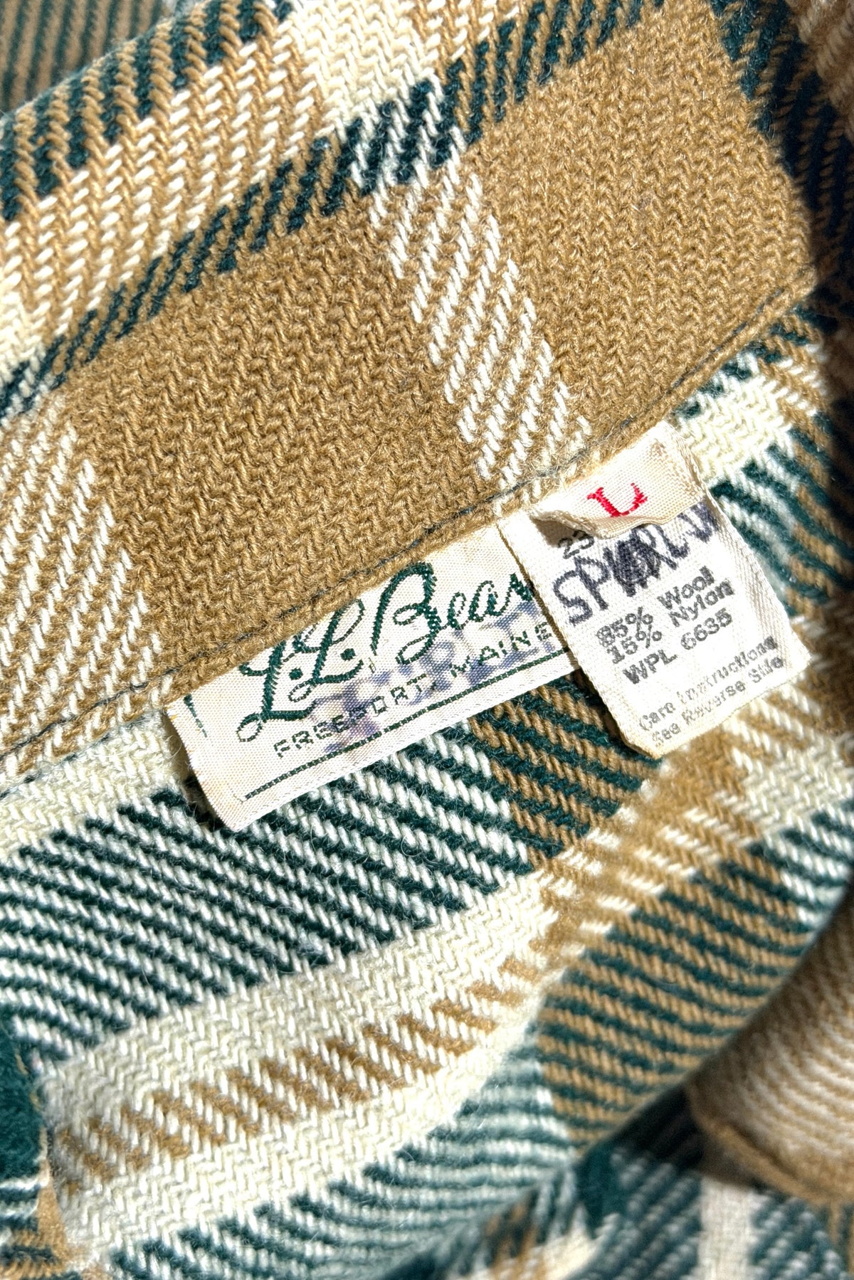 LL Bean label, size large, composition tag