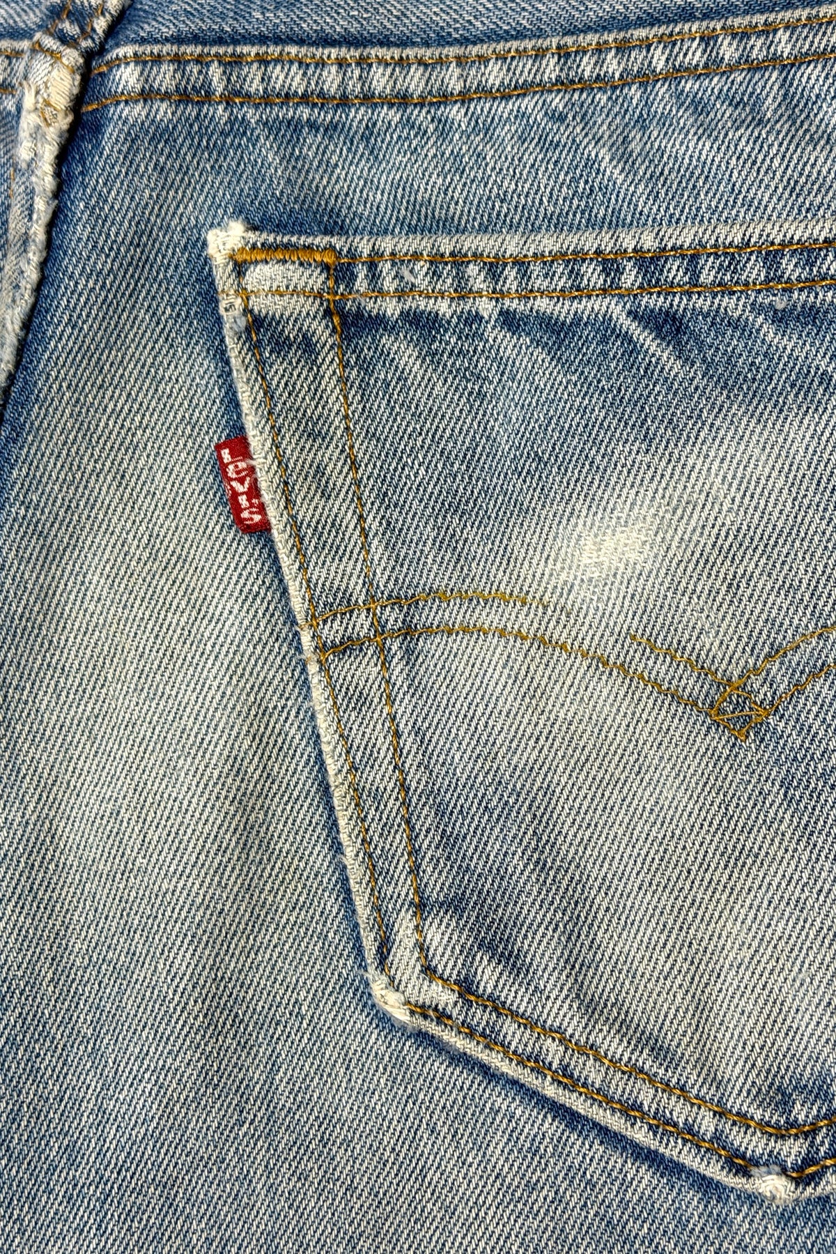 Red tab