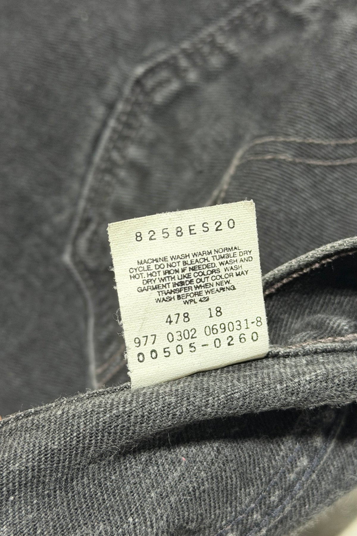 Levi's care and date code tag