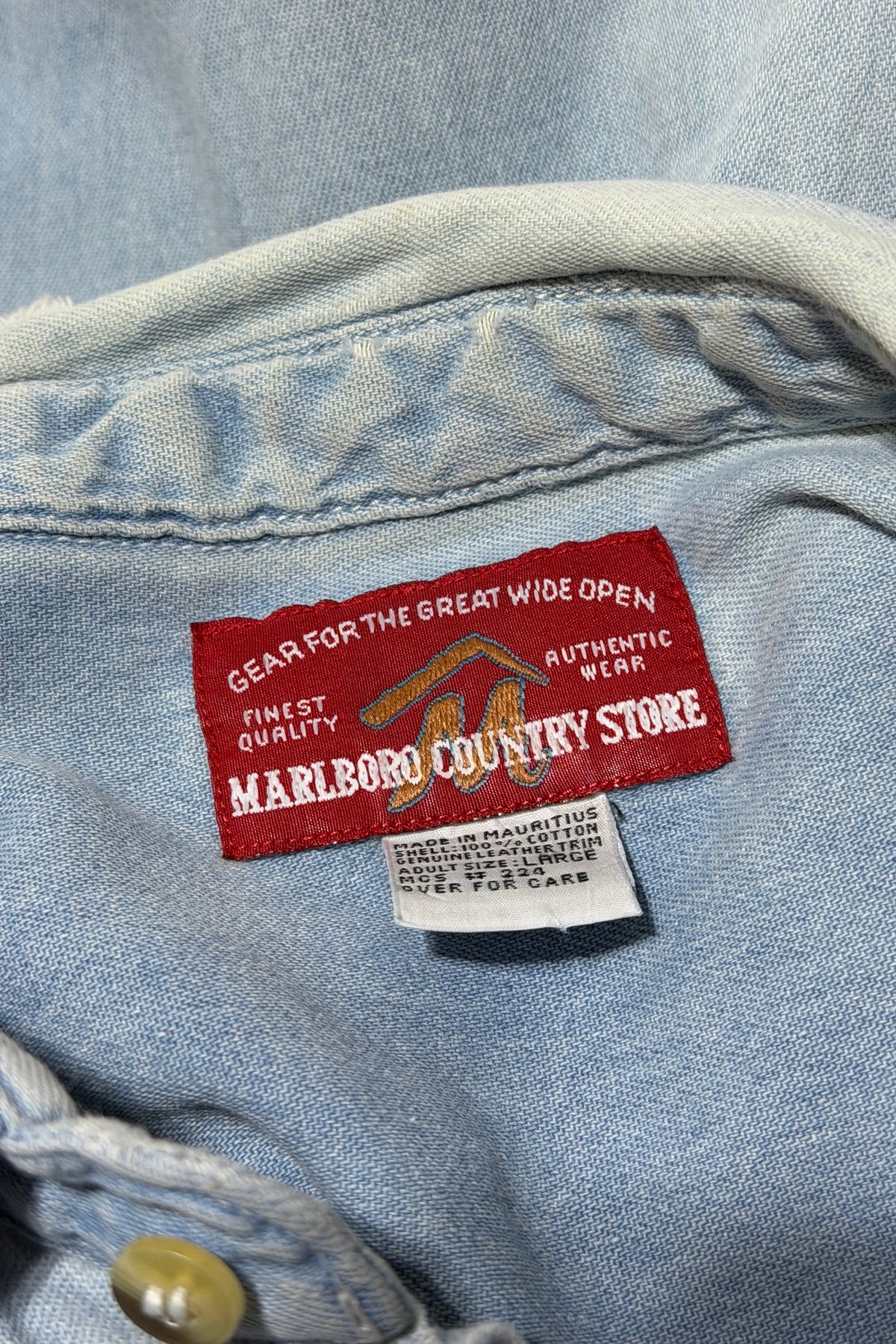 Marlboro Country Store collar label