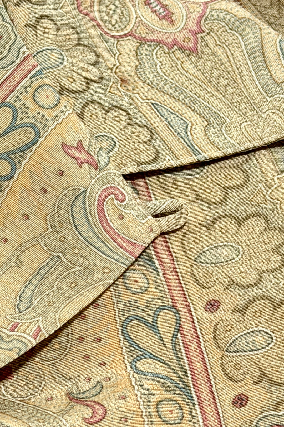 Alcott &amp; Andrews shirt detail