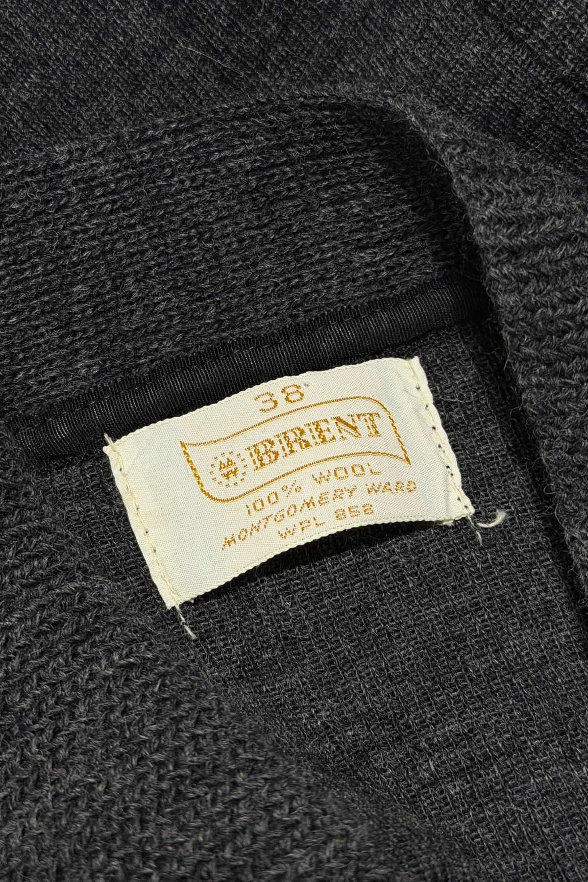 Brent Montgomery Ward 100% wool label, size 38