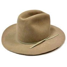 Load image into Gallery viewer, 1960’S BOYD’S OF MILLER, SD MADE IN USA FUR FELT COWBOY HAT 7 1/4
