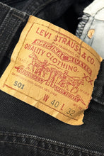 Load image into Gallery viewer, 1990’S LEVI’S RED TAB 501 BLACK DENIM JEANS 36 X 32
