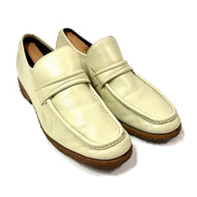 Load image into Gallery viewer, 1970’S HANOVER CREPE SOLE LEATHER SLIP ON SHOES M12

