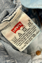 Load image into Gallery viewer, 1990’S LEVI’S MADE IN USA 501 STONEWASH LIGHT DENIM JEANS 40 X 30
