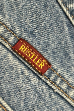 Load image into Gallery viewer, 1990’S RUSTLER COWBOY FADE DENIM JEANS 32 X 28
