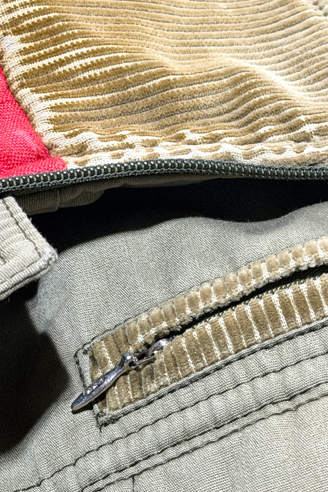 Corduroy trimmed zip chest pocket