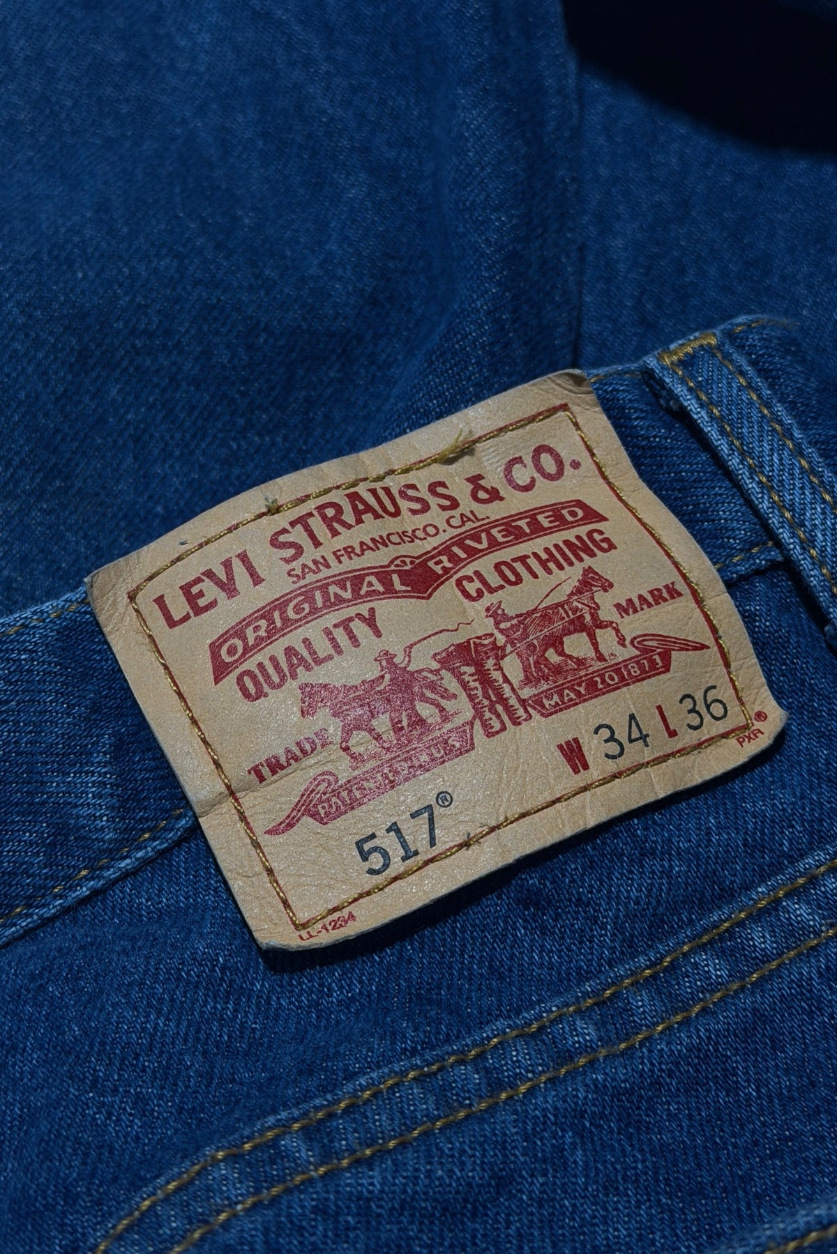 Levi's 517 jeans back