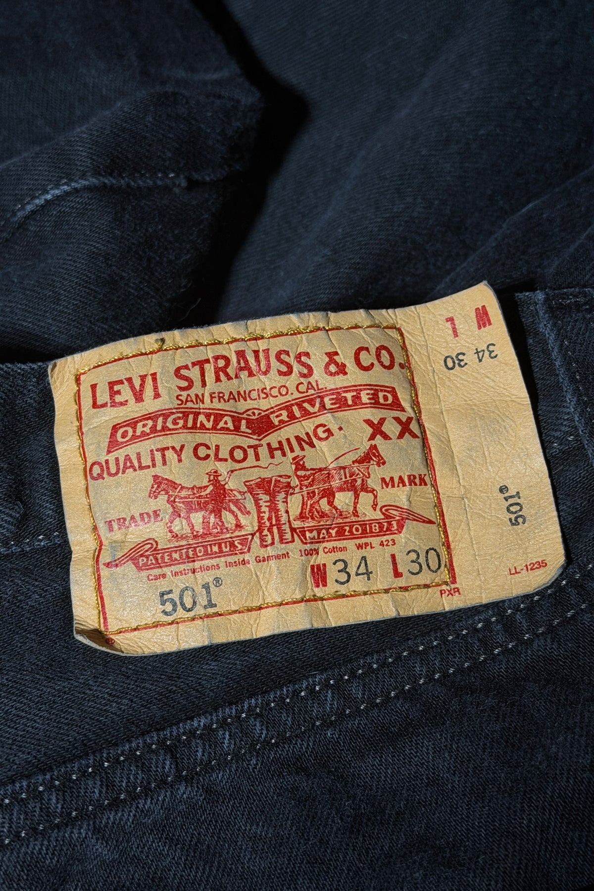 Levi's 501 W34 L30 patch