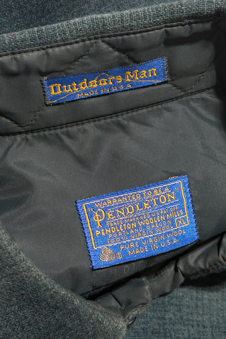 Pendleton Outdoors Man labels and quilted nylon collar lining