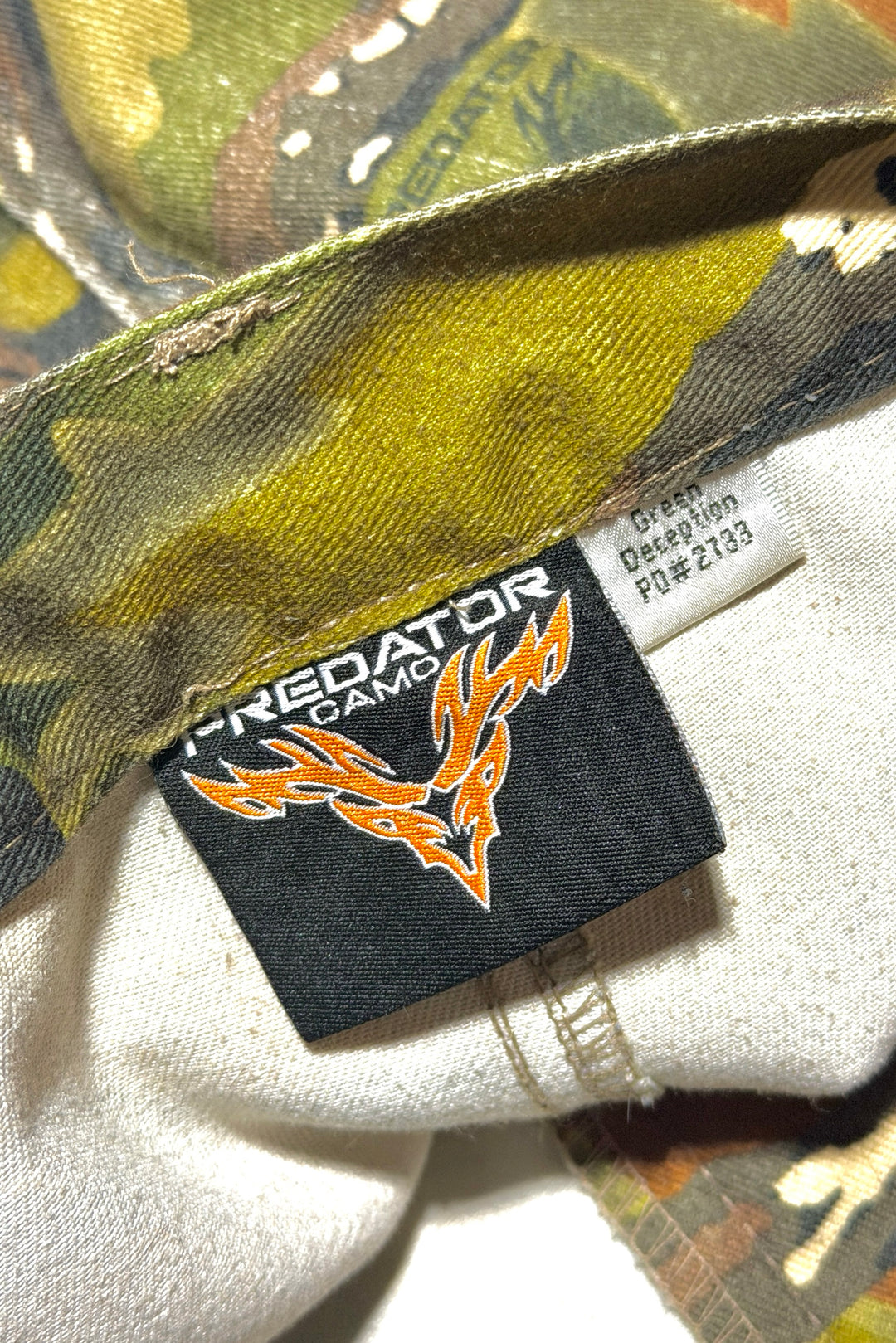 Predator Deception camo cargo pants detail