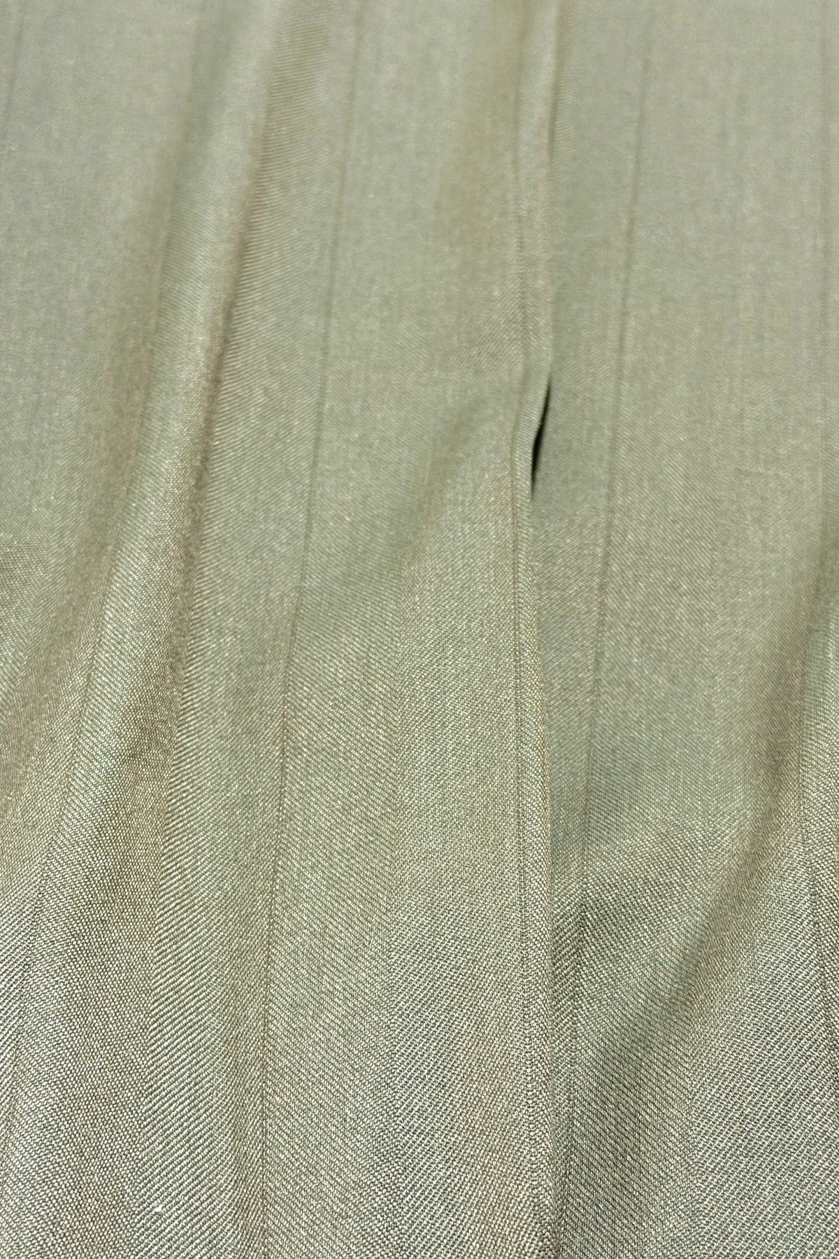 Gray green sharkskin stripe detail