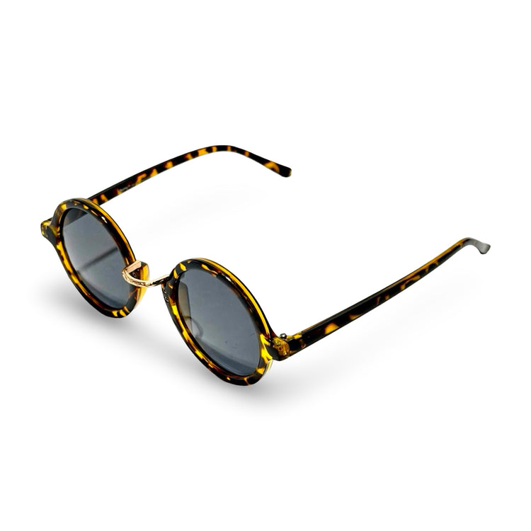 Tortoise round sunglasses angled view