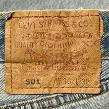 Load image into Gallery viewer, 1990’S LEVI’S 501 MADE IN USA FLANNEL REPAIR DENIM JEANS 34 X 32
