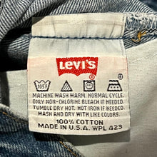 Load image into Gallery viewer, 1990’S LEVI’S 501 MADE IN USA DENIM JEANS 28 X 32
