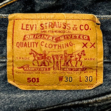 Load image into Gallery viewer, 1990’S LEVI’S 501 MADE IN USA DENIM JEANS 30 X 30
