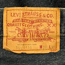 Load image into Gallery viewer, 1980’S LEVI’S 501 MADE IN USA DENIM JEANS 32 X 30
