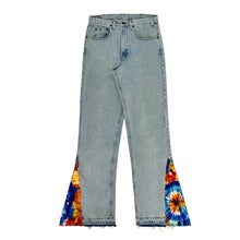 Load image into Gallery viewer, 1990’S GAP MADE IN USA EASY FIT HIPPY BELL BOTTOM LIGHT WASH DENIM JEANS 32 X 36
