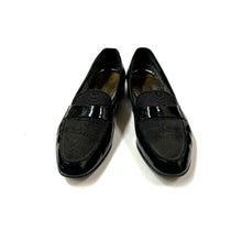 Load image into Gallery viewer, 1980’S SALVATORE FERRAGAMO MADE IN ITALY PATENT LEATHER FORMAL LOAFER SHOES 10.5
