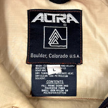 Load image into Gallery viewer, 1970’S ALTRA MADE IN BOULDER PRIME NORTHERN GOOSE DOWN CANVAS JACKET LARGE
